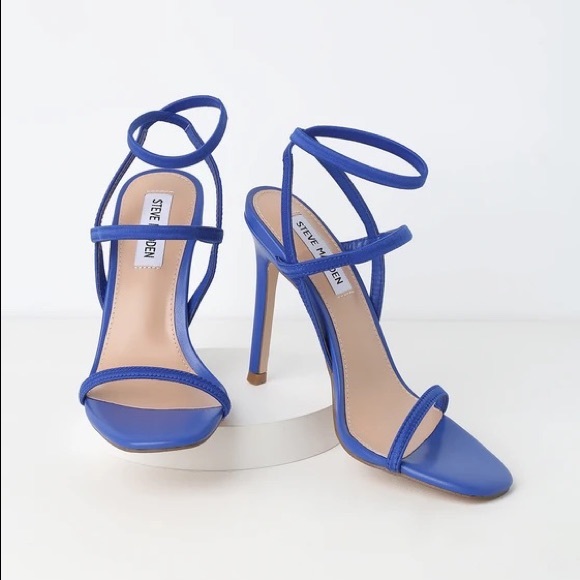 STEVE MADDEN BLUE HEELS - Picture 1 of 1